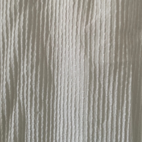 SMART SET White Flowy Button-Down - Picture 4 of 8